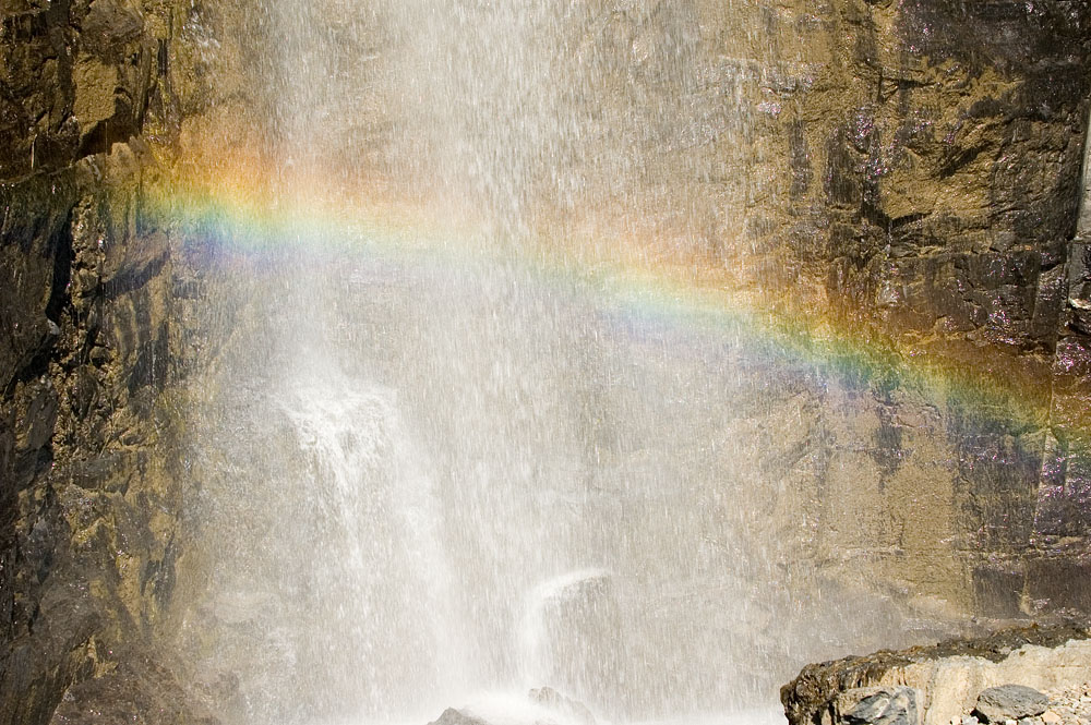 Gushing Water on the Side of the Road A place to get wet: N48.69709 W113.69266