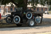 DSC_2056_Old_Car_on_a_Trailer